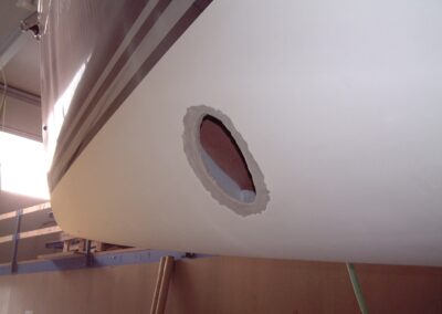 Inbouw van de boegschroef, foto 1 van 37