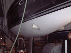 Inbouw van de boegschroef, foto 9 van 37