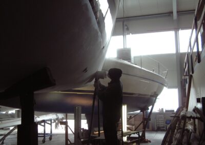 Inbouw van de boegschroef, foto 14 van 37
