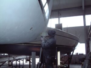 Inbouw van de boegschroef, foto 15 van 37
