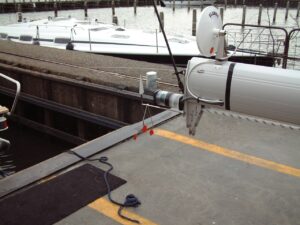 Plaatsen van de Selden-mast, foto 14 van 38