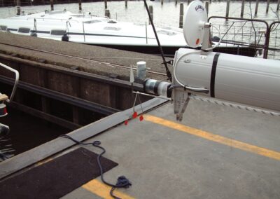Plaatsen van de Selden-mast, foto 14 van 38