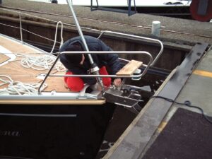 Plaatsen van de Selden-mast, foto 34 van 38